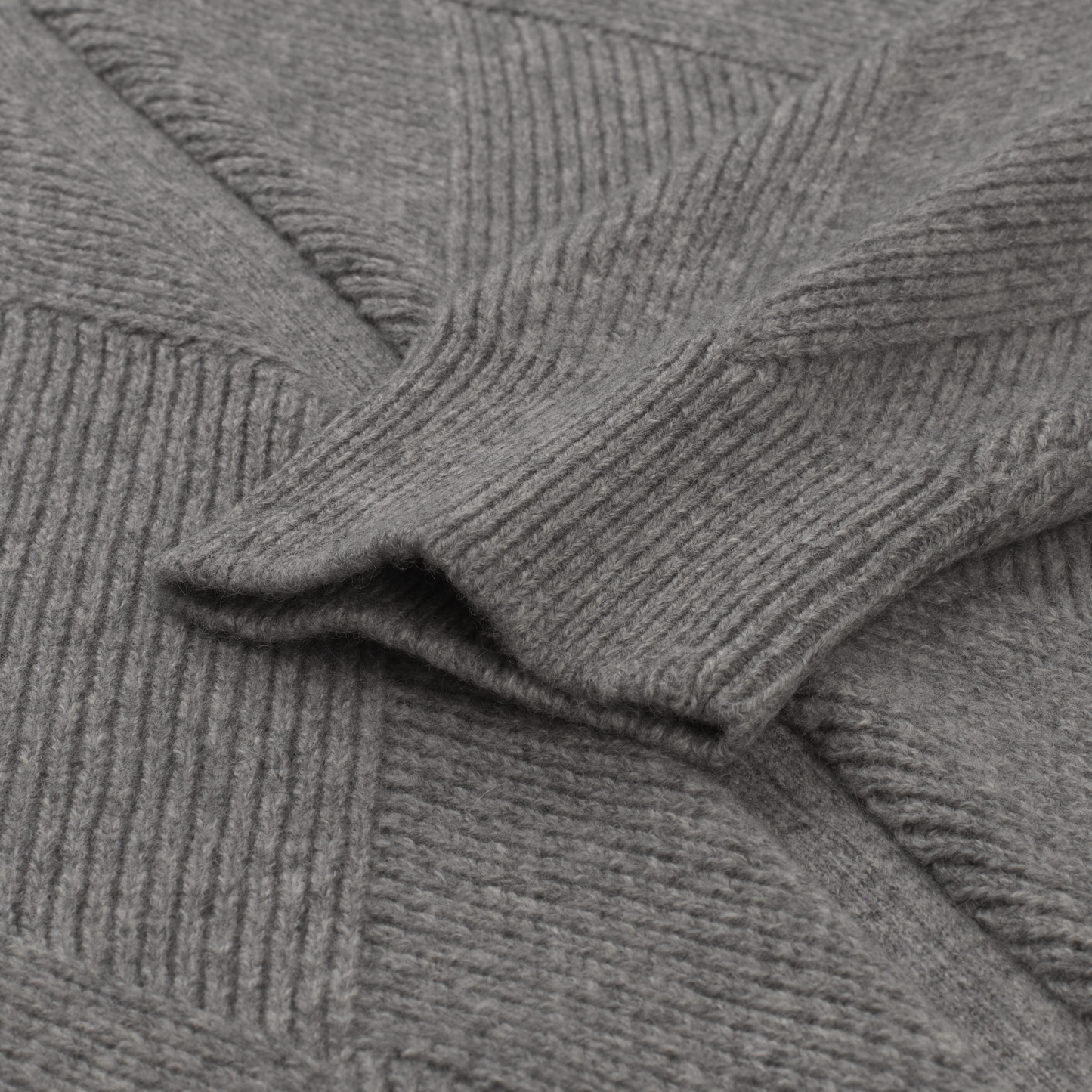 Svevo Cashmere Zip-Up Sweater - SARTALE