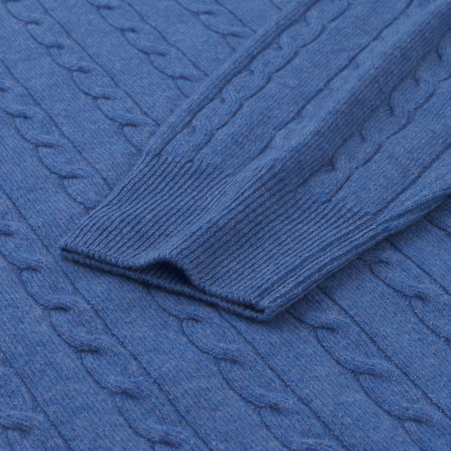 Piacenza Cashmere Crew-Neck Cable-Knit Cashmere Sweater in Light Blue - SARTALE