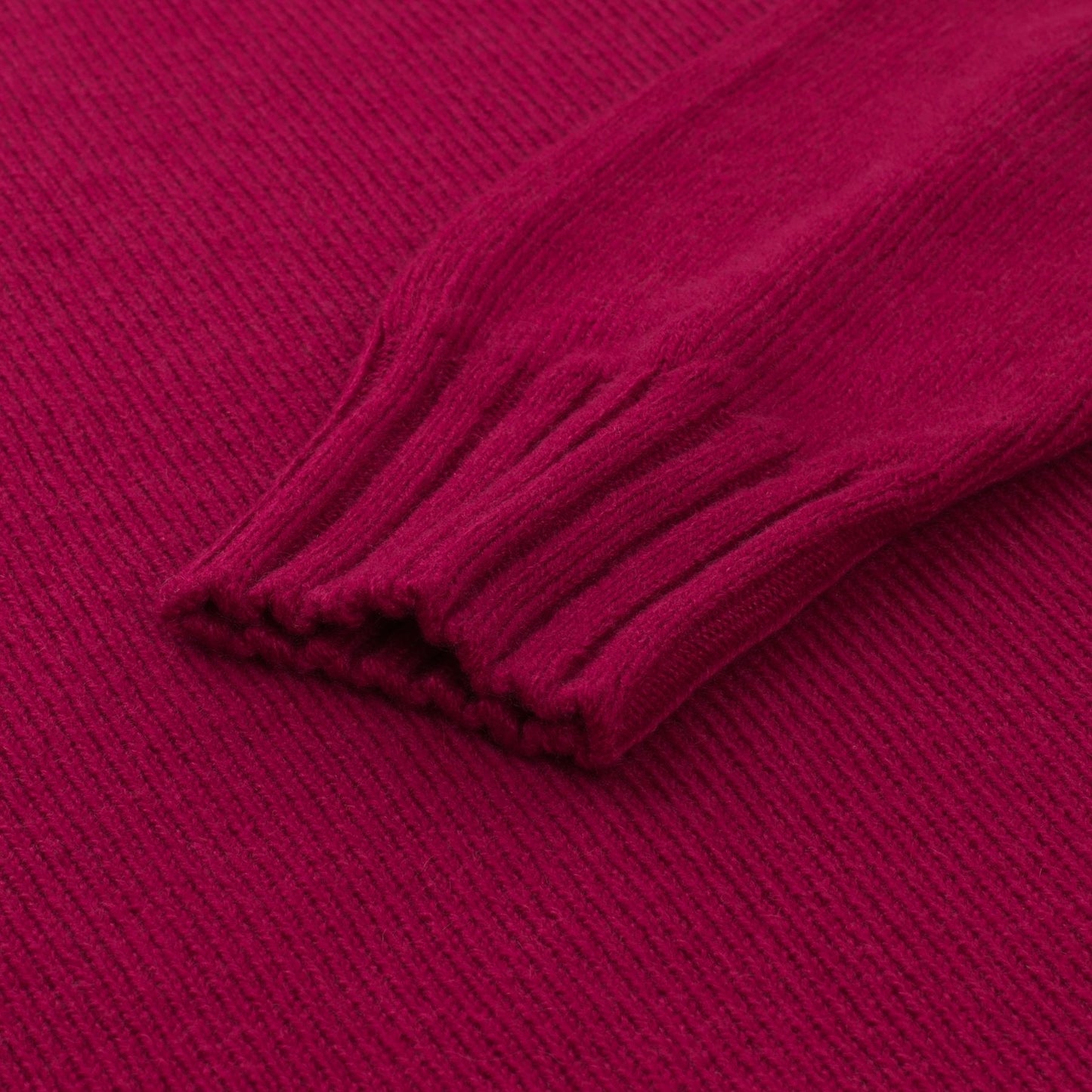 Piacenza Cashmere Turtleneck Cashmere Sweater in Fuchsia - SARTALE