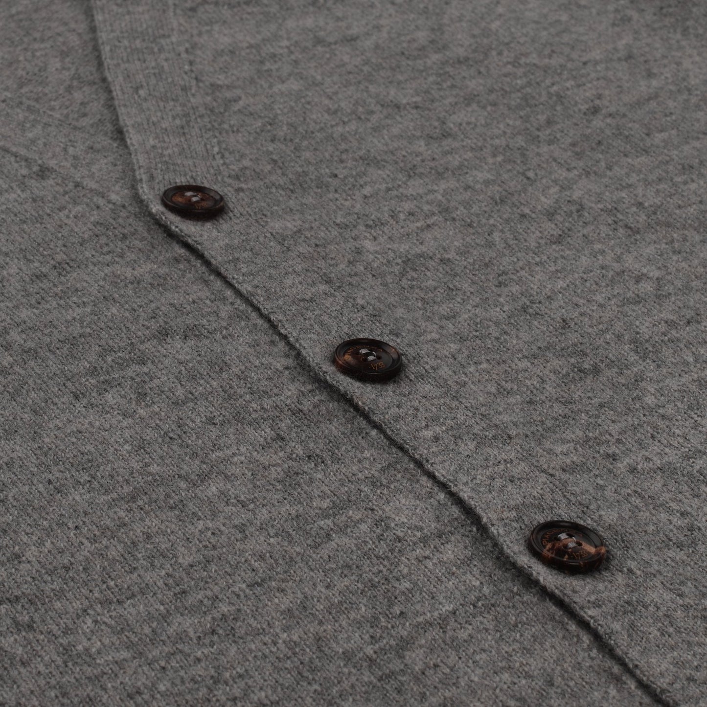 Piacenza Cashmere Cashmere Gilet in Grey - SARTALE