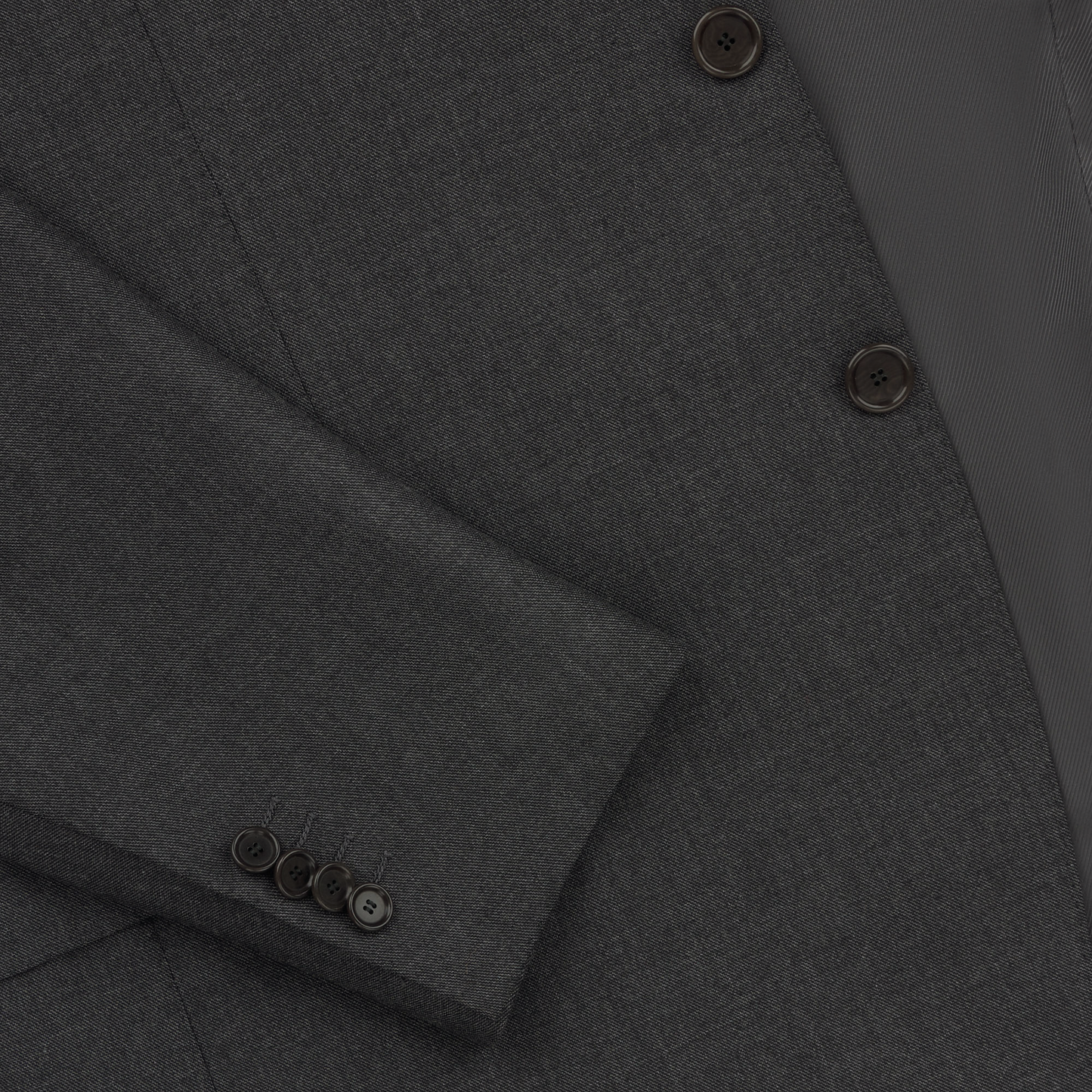 Cesare Attolini Single-Breasted Classic Wool Suit in Dark Grey - SARTALE