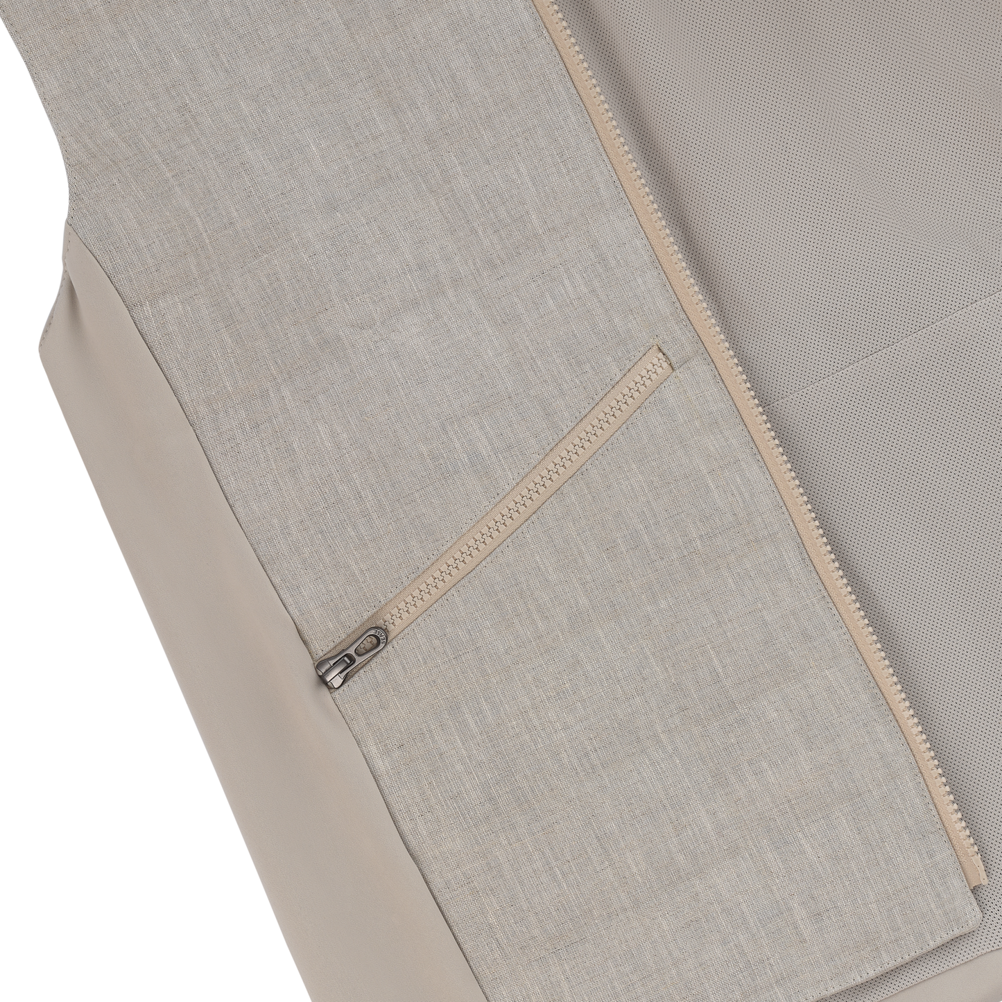 Sease Linen and Nylon-Blend Quilted Vest in Light Beige - SARTALE