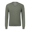 V-Neck Long Sleeve in Green