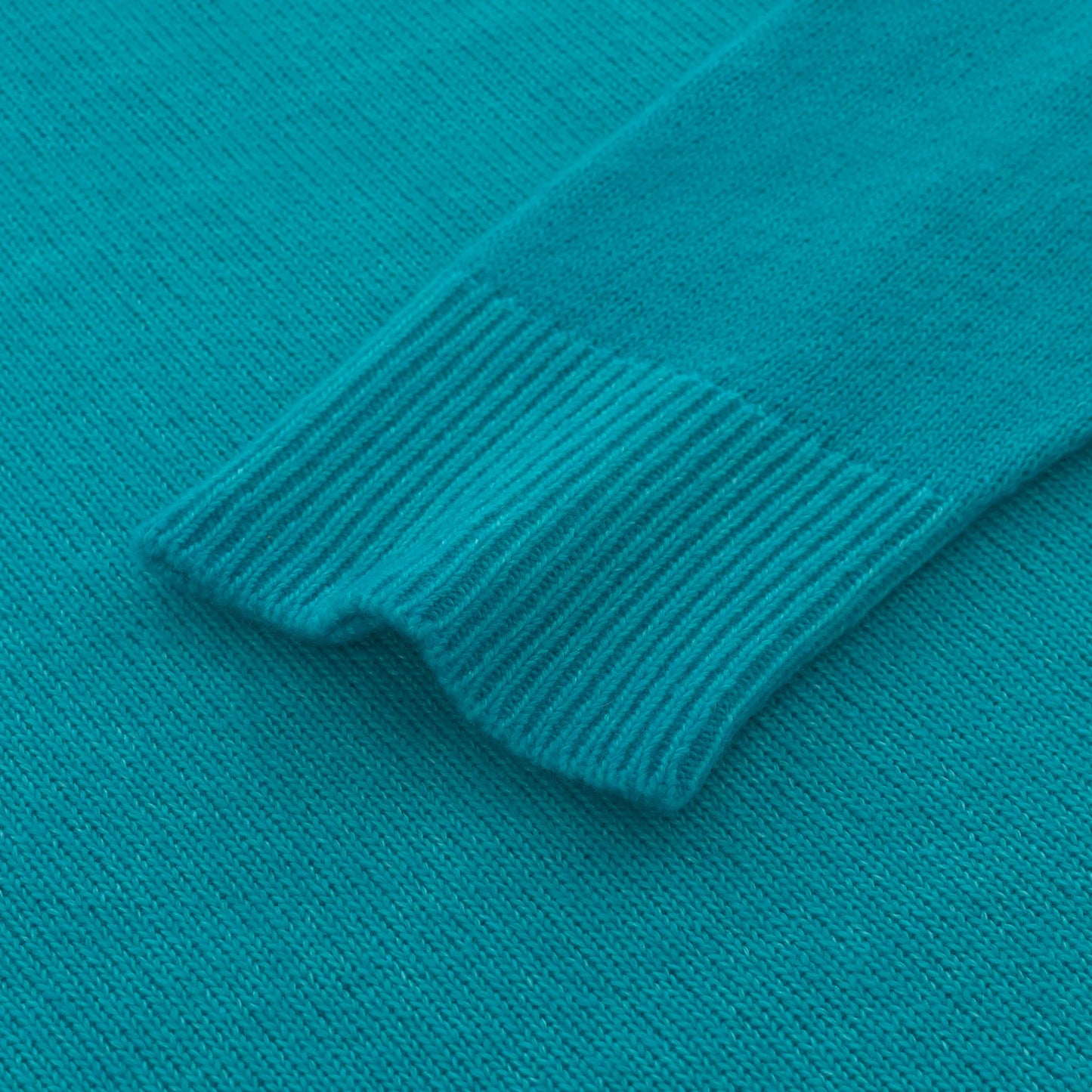 Turtleneck Cashmere Sea Wave Blue Sweater